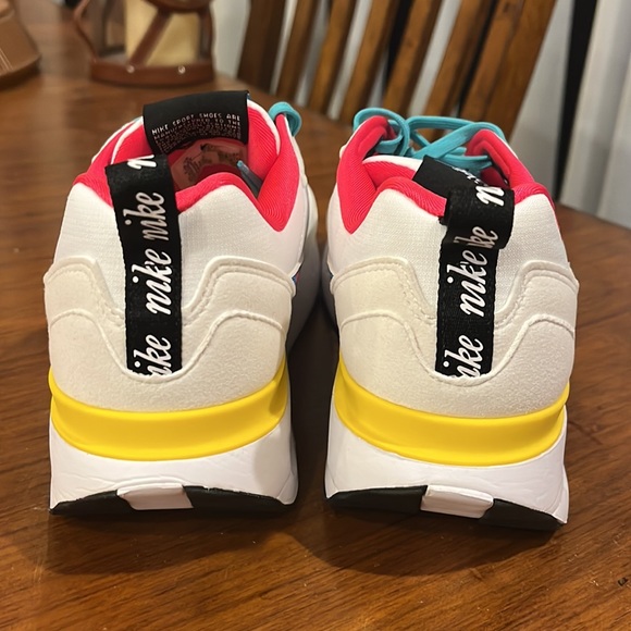 Nike Air Max Dawn shoes sneakers white Youth GS Grade school DQ7772 100 6.5 6.5Y - Picture 7 of 15